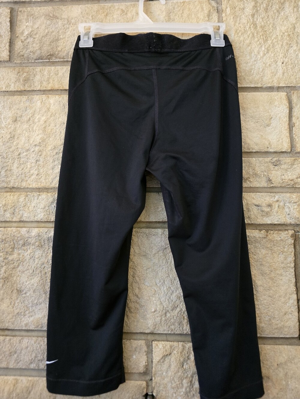 Nike Black Women's Capri Athletic Leggings with Logo Waistband - Picture 4 of 6